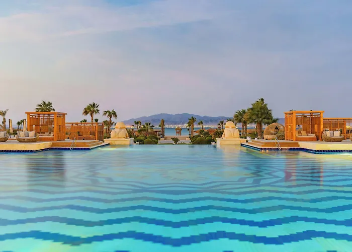 אתר נופש Sheraton Soma Bay הורגהדה