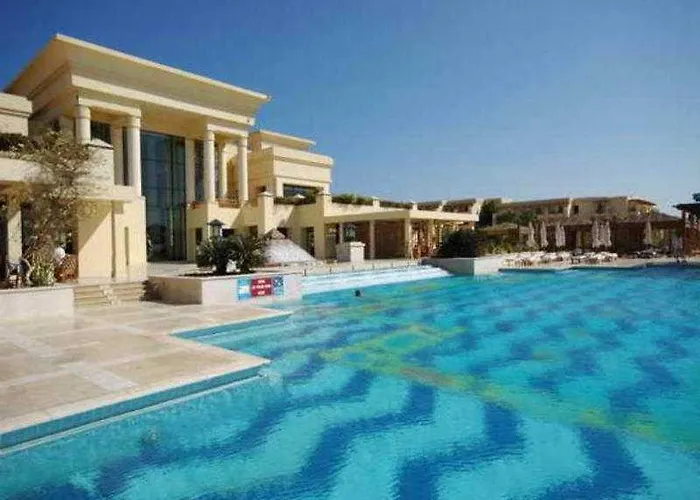 شيراتون خليج سوما 5*